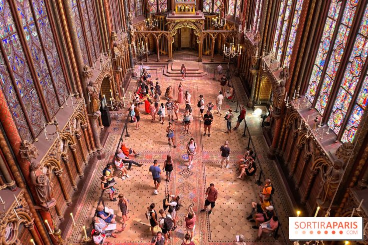 La Sainte-Chapelle et ses 1113 vitraux, un véritable joyau gothique à Paris