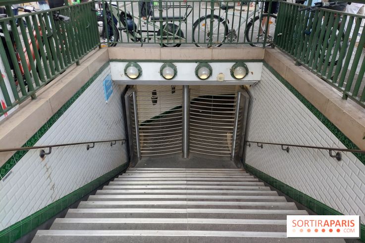 Visuels Paris - transport - métro - station fermée