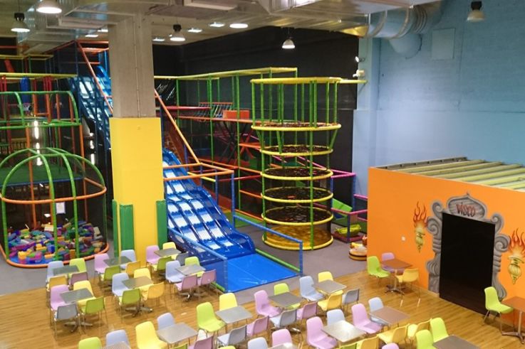 Royal Kids à Ivry-sur-seine, le parc de jeux couvert où se défouler en famille dans le Val-de-Marne