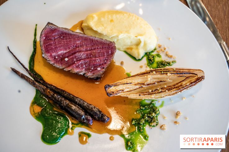 Sphère restaurant Paris 8e - bœuf Simmental - carotte violette - mousseline cresson - écrasé de pomme de terre