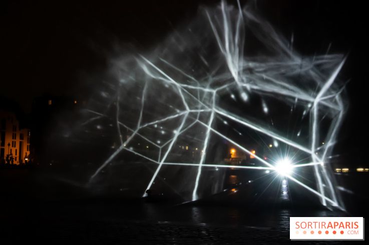 Nuit Blanche 2022 : Constellations, l'installation son et lumière au Canal de l'Ourcq