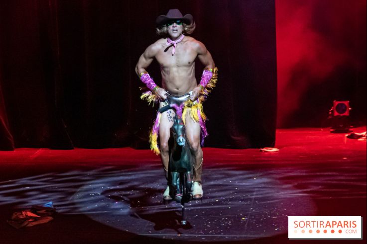 Nuit Blanche 2022 au théâtre du Châtelet : Cabaret New Burlesque, le show burlesque envoûtant