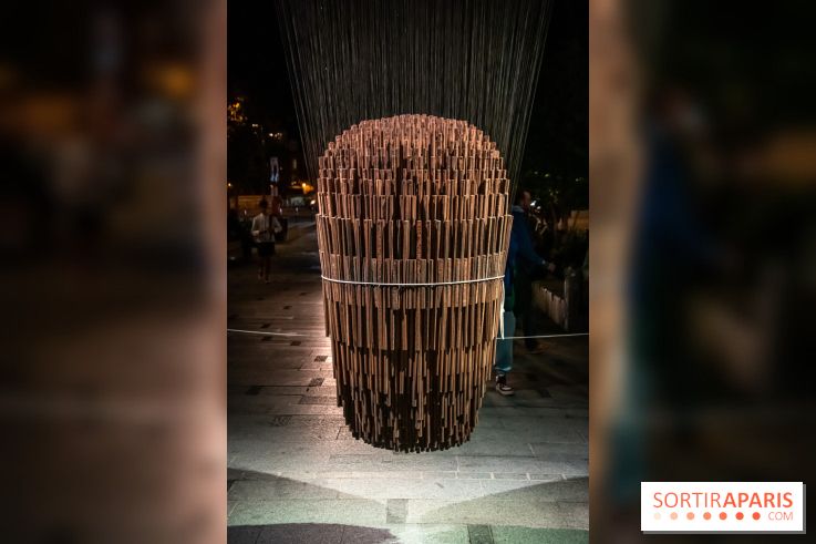 Nuit Blanche 2022 sur la place de la Samaritaine : Bing Bang, une sculpture hypnotisante et sonore