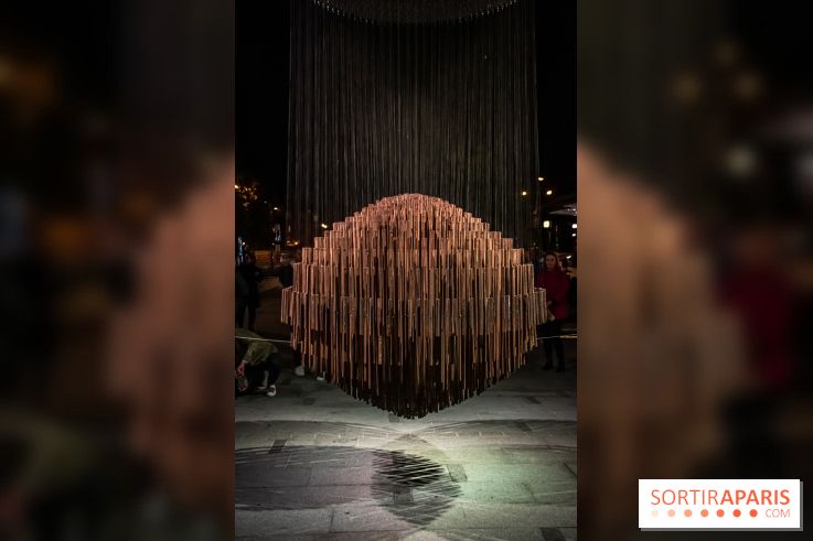 Nuit Blanche 2022 sur la place de la Samaritaine : Bing Bang, une sculpture hypnotisante et sonore