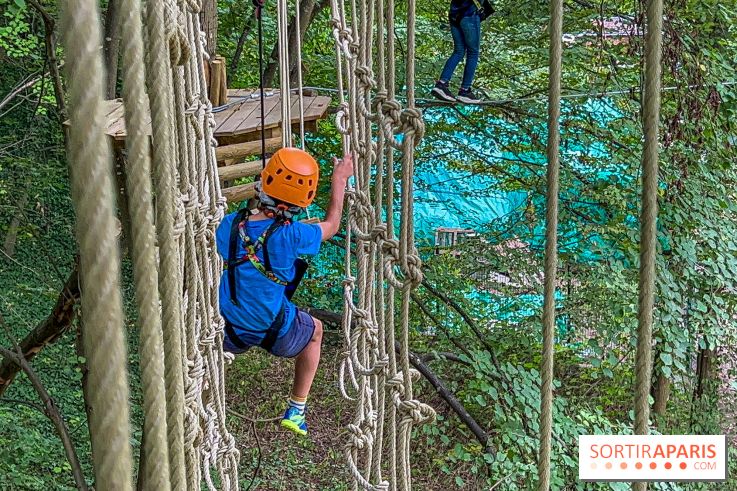 Accrocamp Poissy, le nouvel accrobranche au parc du château de Villiers