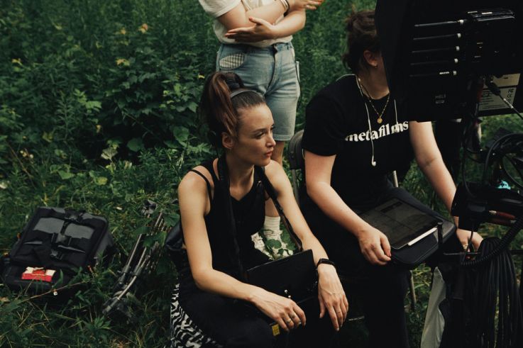 Falcon Lake, de Charlotte Le Bon