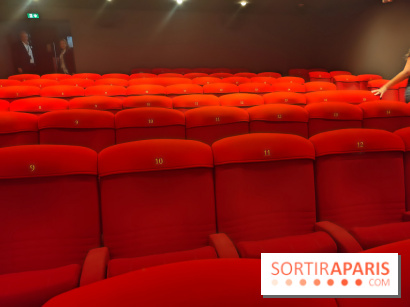 Visuels salles de spectacle et théâtres - salle de cinéma fauteuil rouge