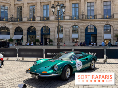 Le Rallye des Princesses expose ses voitures de collection sur la Place Vendôme - Facetune 24 05 2026 20 05 20
