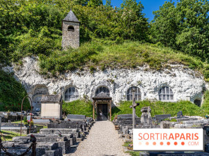 Insolite en Île-de-France : l'église troglodyte de l'Annonciation construite à flanc de falaise