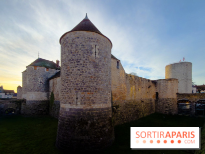 Ce donjon d'Essonne est la copie miniature du Louvre médiéval de Philippe Auguste