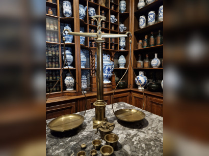 Au cœur des Yvelines, cette villa historique abrite une ancienne apothicairerie royale et elle se visite ! 