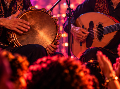 Cabaraï au Point Fort : une soirée entre cabaret queer, raï, drag show et DJ sets à Aubervilliers