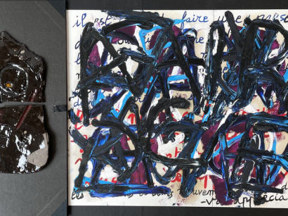 Les têtes et les mots : David Cohen expose à Paris à la galerie Rachel Hardouin