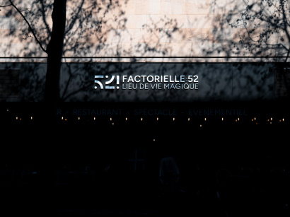 Restaurant magique à Paris : Factorielle 52, le bar-spectacle du 13e arrondissement