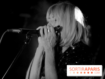 Kim Gordon en concert à Salò