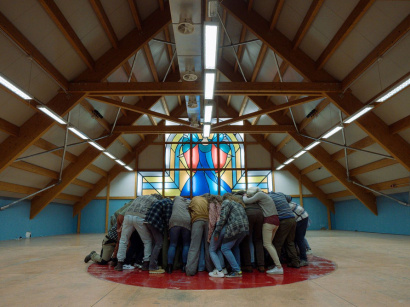 The Holy Boy : un adolescent absorbe la souffrance d’un village italien