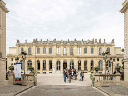 Comment visiter l'Hôtel de Lassay, la résidence du président de l'Assemblée nationale à Paris ?