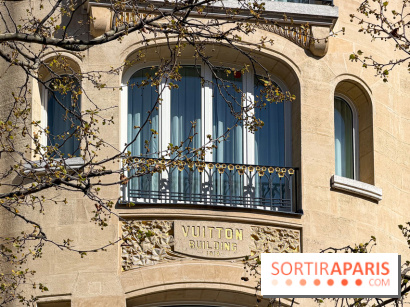 Cette célèbre maison de luxe est sur les Champs-Élysées depuis 1914 et sa première façade existe encore
