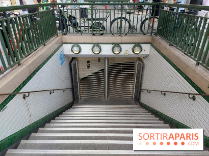 Visuels Paris - transport - métro - station fermée