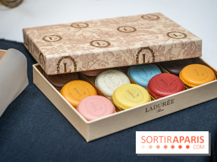 La bûche coffrets de Noël en trompe l'œil de Ladurée 2024 par Julien Alvarez et les créations de fête - macarons