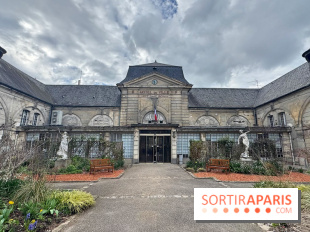 Cette mairie d'Île-de-France se trouve au cœur d'anciennes écuries, vestiges d'un château disparu