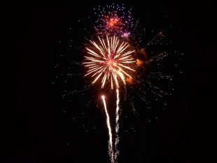 Feu d'artifice du 14 Juillet 2019 à Bagnolet (93)