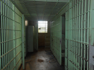 Coupable... ou presque ? Découvrez La Prison Bêta, l'escape game de The Exit à Poissy