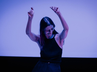 Stéphanie Aflalo dans Partout le feu