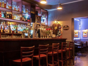 Rush Bar