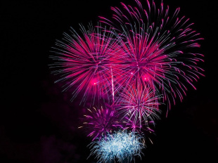 Feu d'artifice du 14 Juillet 2020 à Epinay-sur-Seine (93) - Maintenu
