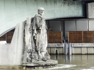L'histoire du Zouave du Pont de l'Alma, la statue qui sert à mesurer les crues de la Seine