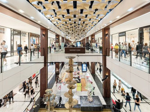 Westfield Parly 2 : le centre commercial du Chesnay (78)
