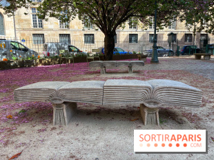 Ce parc parisien dans le 6e arrondissement cache deux bancs en forme de livre