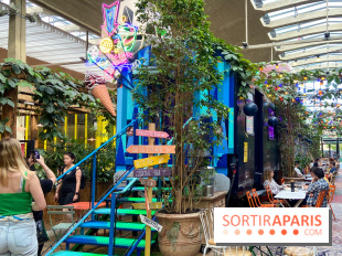 Un bar à glaces et un dessert dans un train de la Félicita