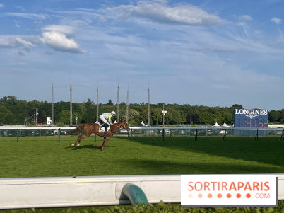 Jeuxdi by Longchamp - course hippique