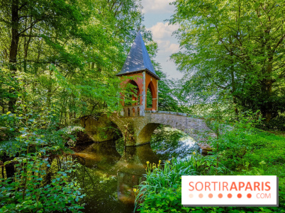 La réserve Naturelle des Etangs de Bonnelles, son pont kiosque, temple de l'amour et ses trésors
