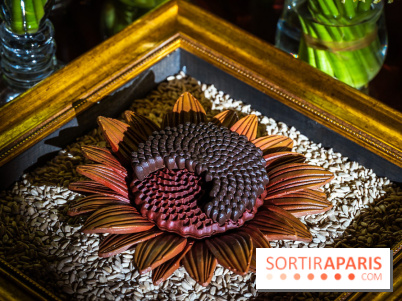 L'Oeuf de Pâques Tournesol du Péninsula Paris, la "Fleur de Lumières" par Anne Coruble