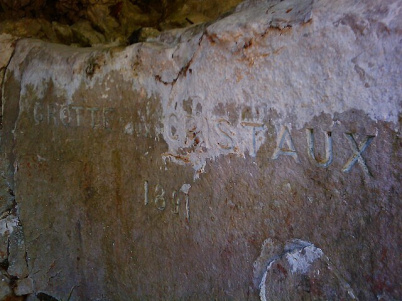 Le saviez-vous ? Il existe une grotte aux cristaux cachée dans une forêt francilienne