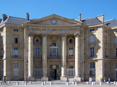 Les mairies les plus insolites d'Île-de-France : les architectures les plus originales 