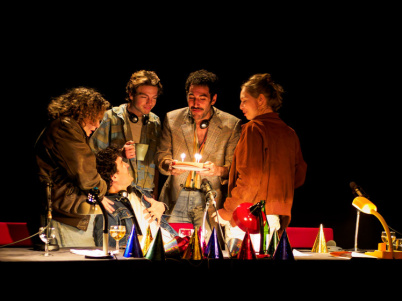 Ce soir j’ai de la fièvre et toi tu meurs de froid : création au Théâtre Paris-Villette