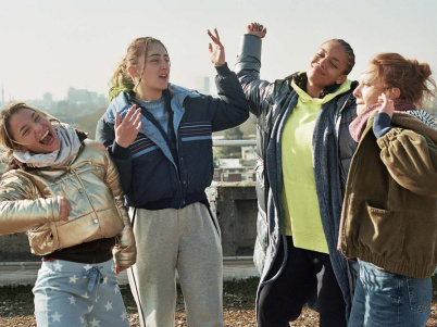 Les Filles du ciel : Mona Berard, Héloïse Volle, Yowa-Angélys Tshikaya, Shirel Nataf