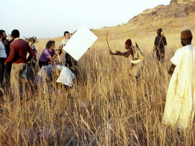 Une équipe de tournage à Mogodé en 1972