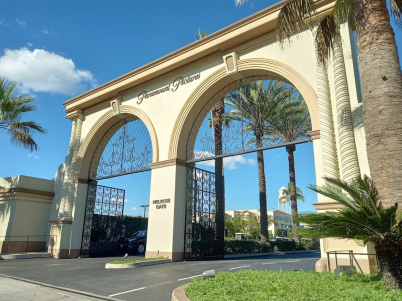 Entrée des studios Paramount Pictures