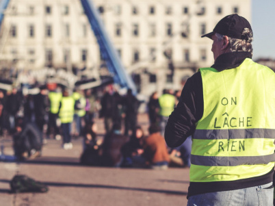 Les "Gilets jaunes" appellent à une nouvelle manifestation sur les Champs-Élysées