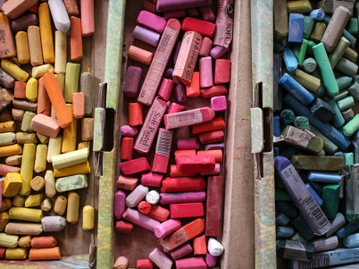 La Maison du Pastel : cette boutique parisienne cache plus de 2 000 nuances de couleurs