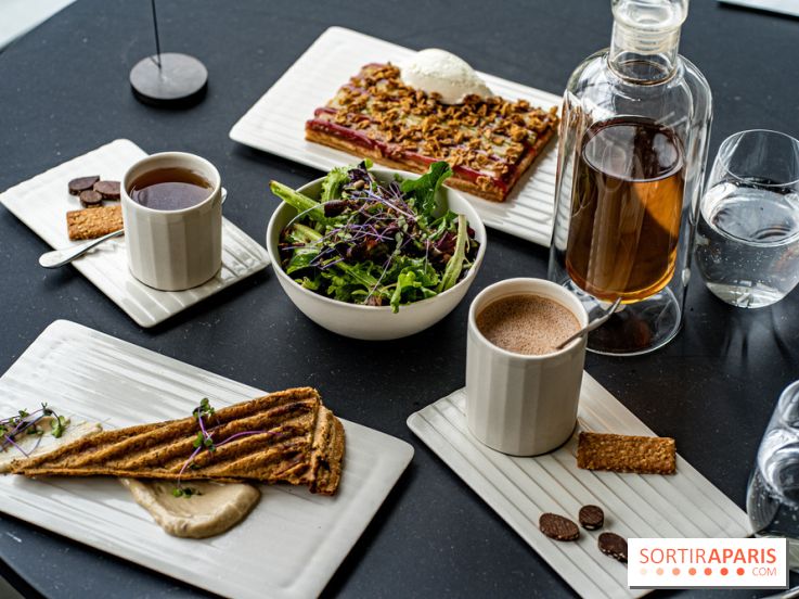 Le Tea Time secret de la Halle aux Grains dans la Bourse de Commerce -  A7C3382