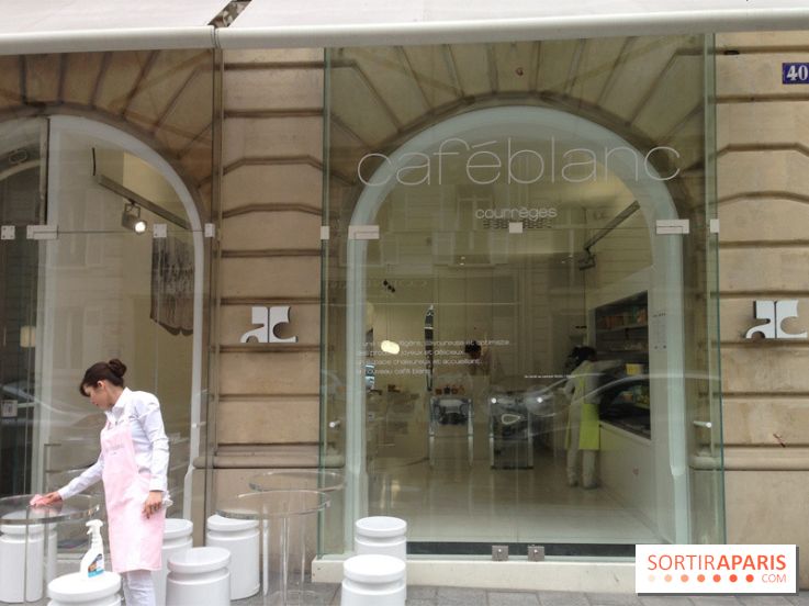 Café Blanc Courrèges