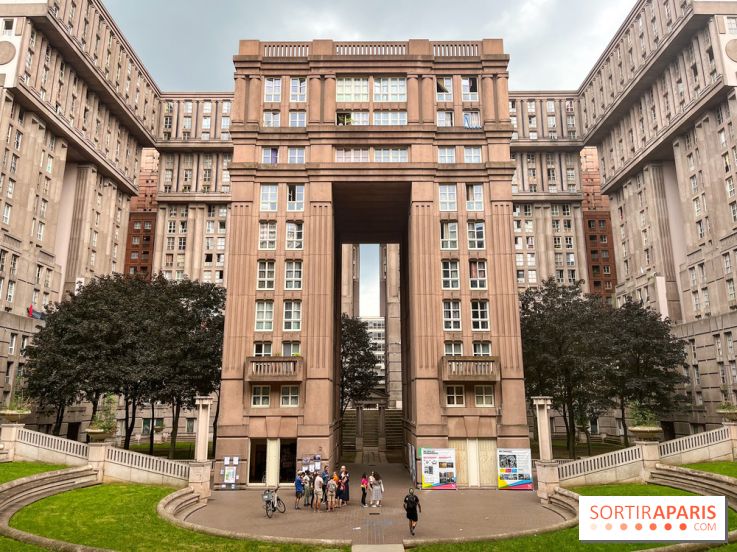 Découverte de l'architecture de Noisy-le-Grand, des Arènes de Picasso aux Espaces Abraxas