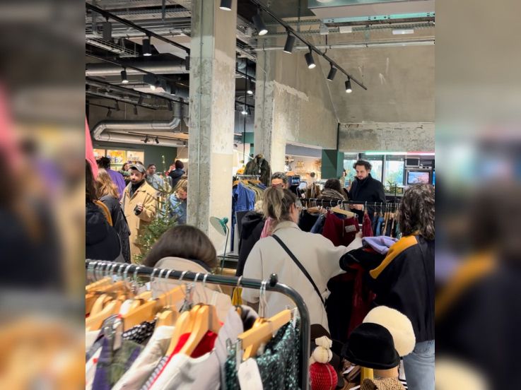 Un marché de Noël insolite dans 19ème : venez trouver des pépites en secondes mains - C76445EE EAE3 4D59 A4D3 F7C77D52DFE4 1 105 c