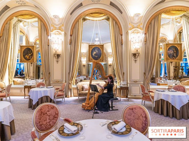 Le tea time Impérial de Noël du Ritz Paris, l'expérience exceptionnelle - les photos -  salon Marie-Louise - harpe